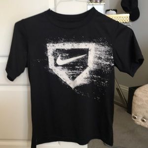 Big boys Nike Dri- Fit t-shirt Med 10-12